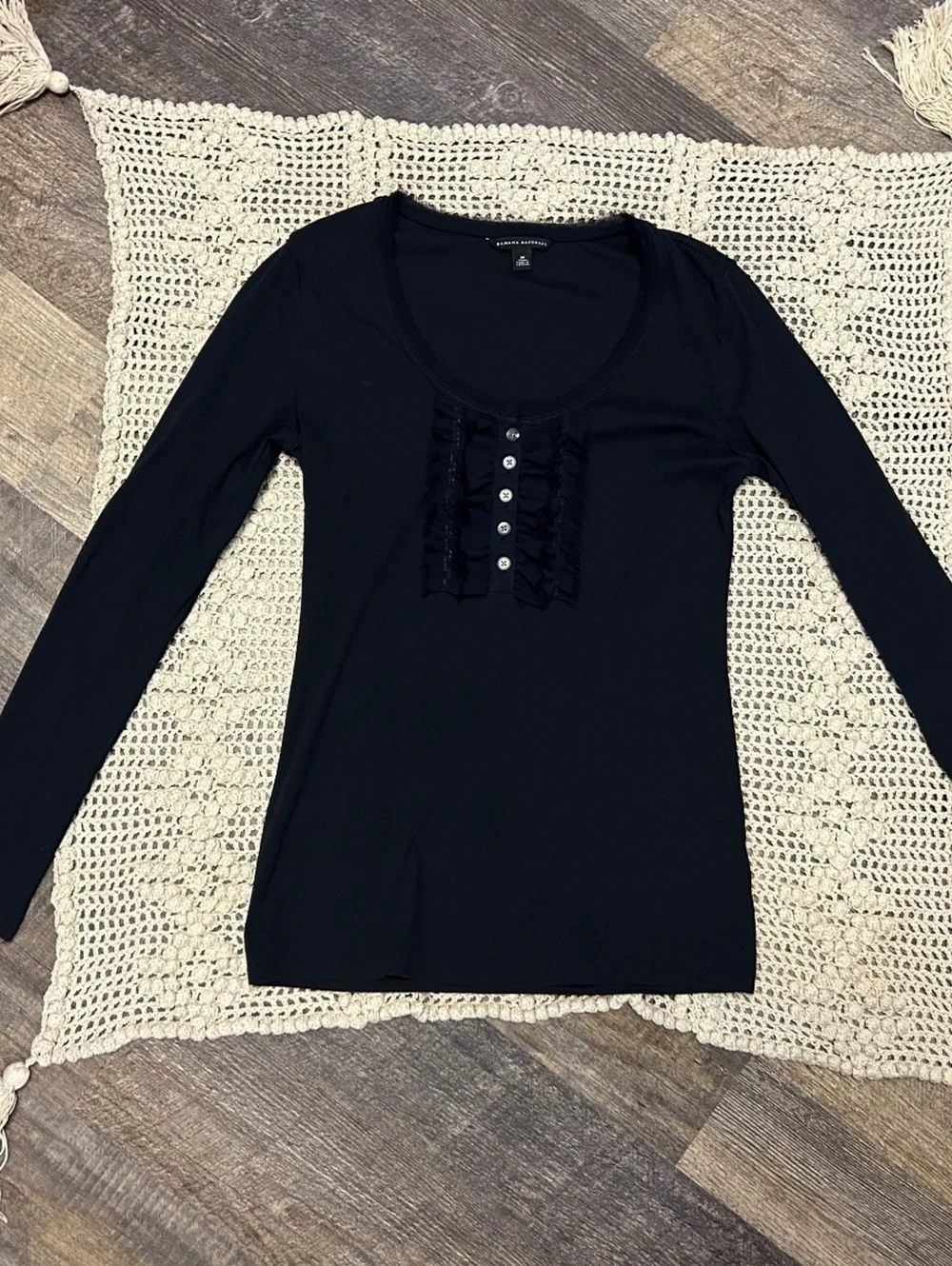 Banana Republic 2 Top Bundle M Black White Ruffle Henley Y2K Layering Long Sleev